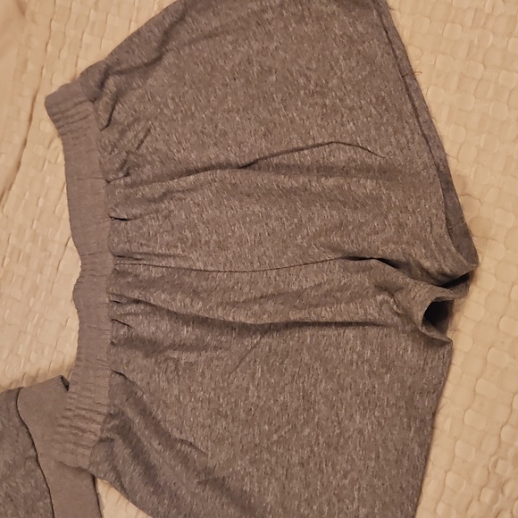 Cozy Gray Lounge Set Large - Picture 3 of 5